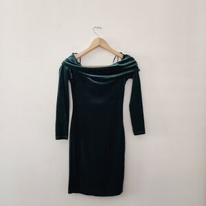 LAST CHANCE!! F21 | Forest Green Velour/Velvet Off-the-Shoulder Dress